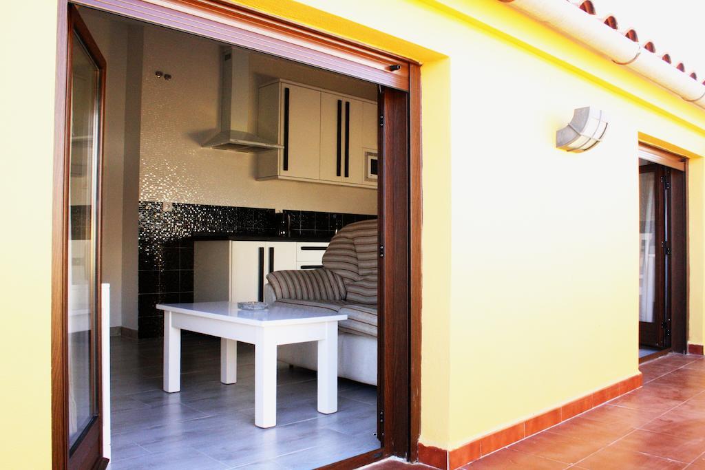 Apartamentos Turisticos Mirayuste Guadalupe  Esterno foto
