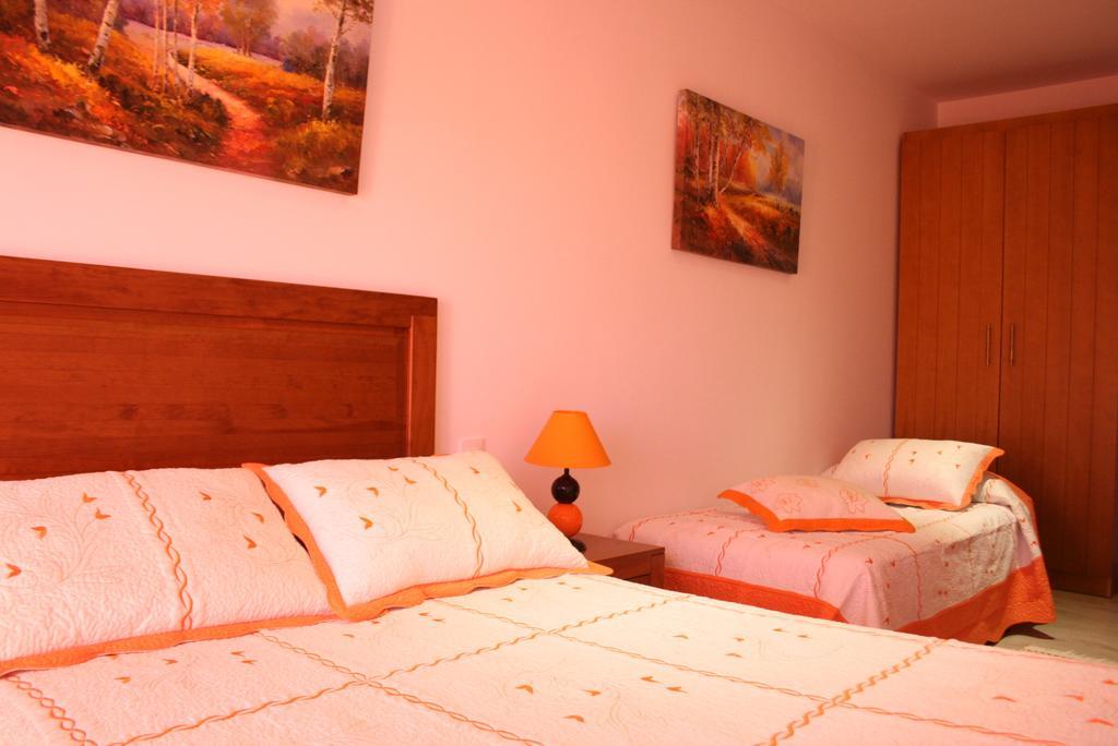 Apartamentos Turisticos Mirayuste Guadalupe  Esterno foto