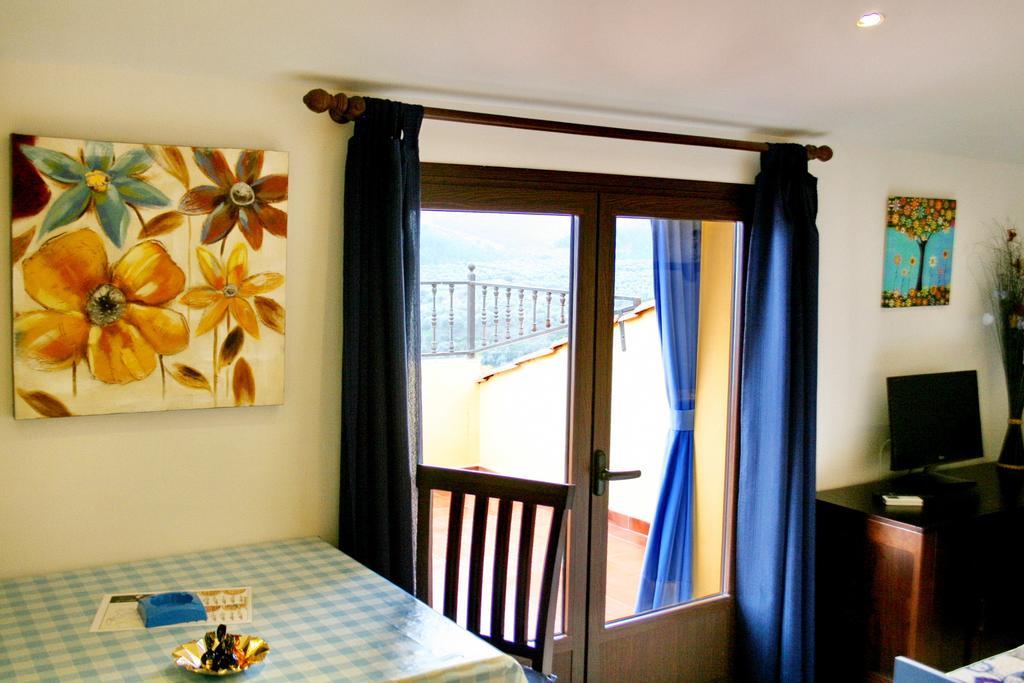 Apartamentos Turisticos Mirayuste Guadalupe  Camera foto