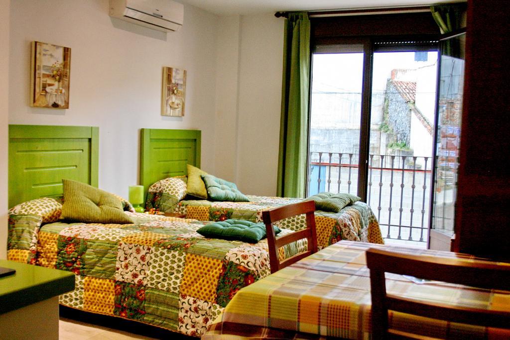 Apartamentos Turisticos Mirayuste Guadalupe  Camera foto