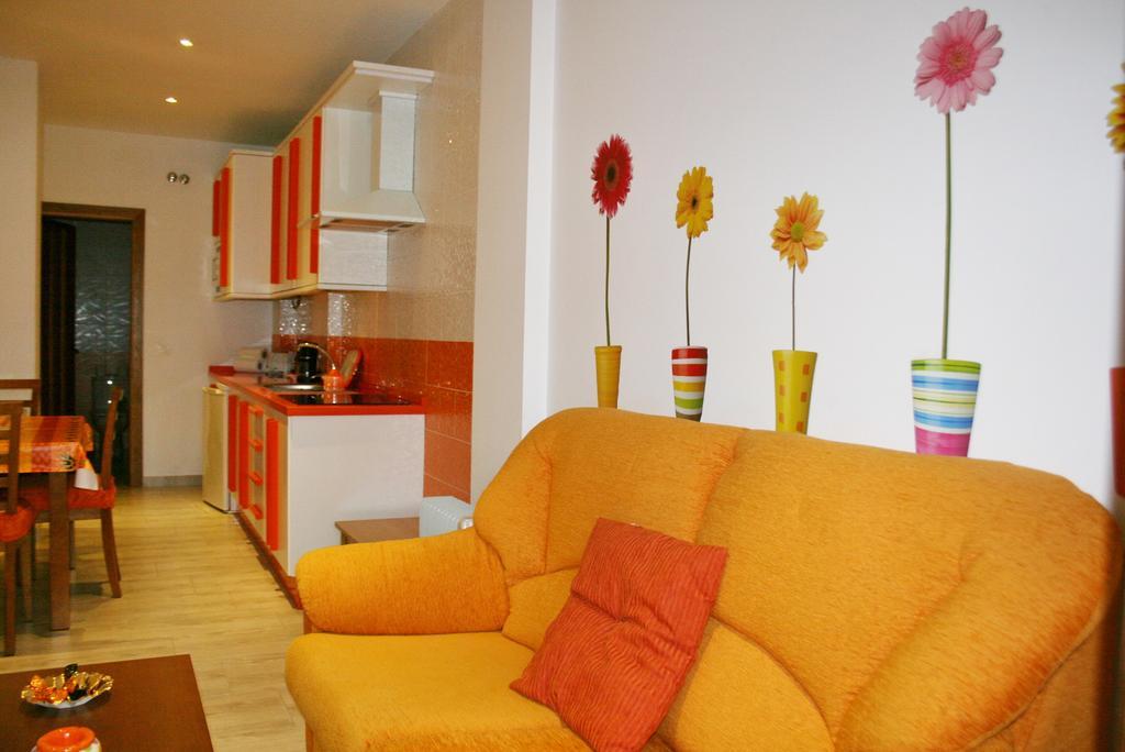 Apartamentos Turisticos Mirayuste Guadalupe  Camera foto