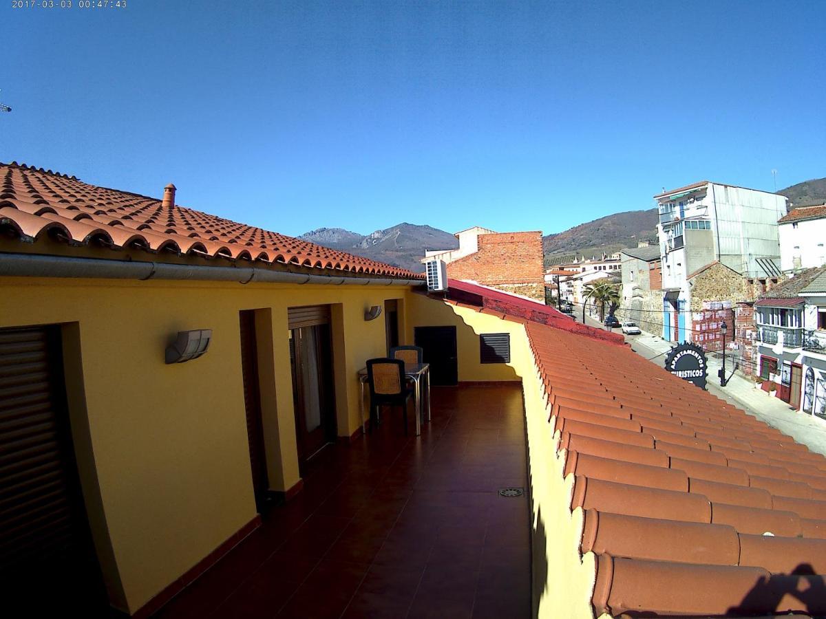 Apartamentos Turisticos Mirayuste Guadalupe  Esterno foto